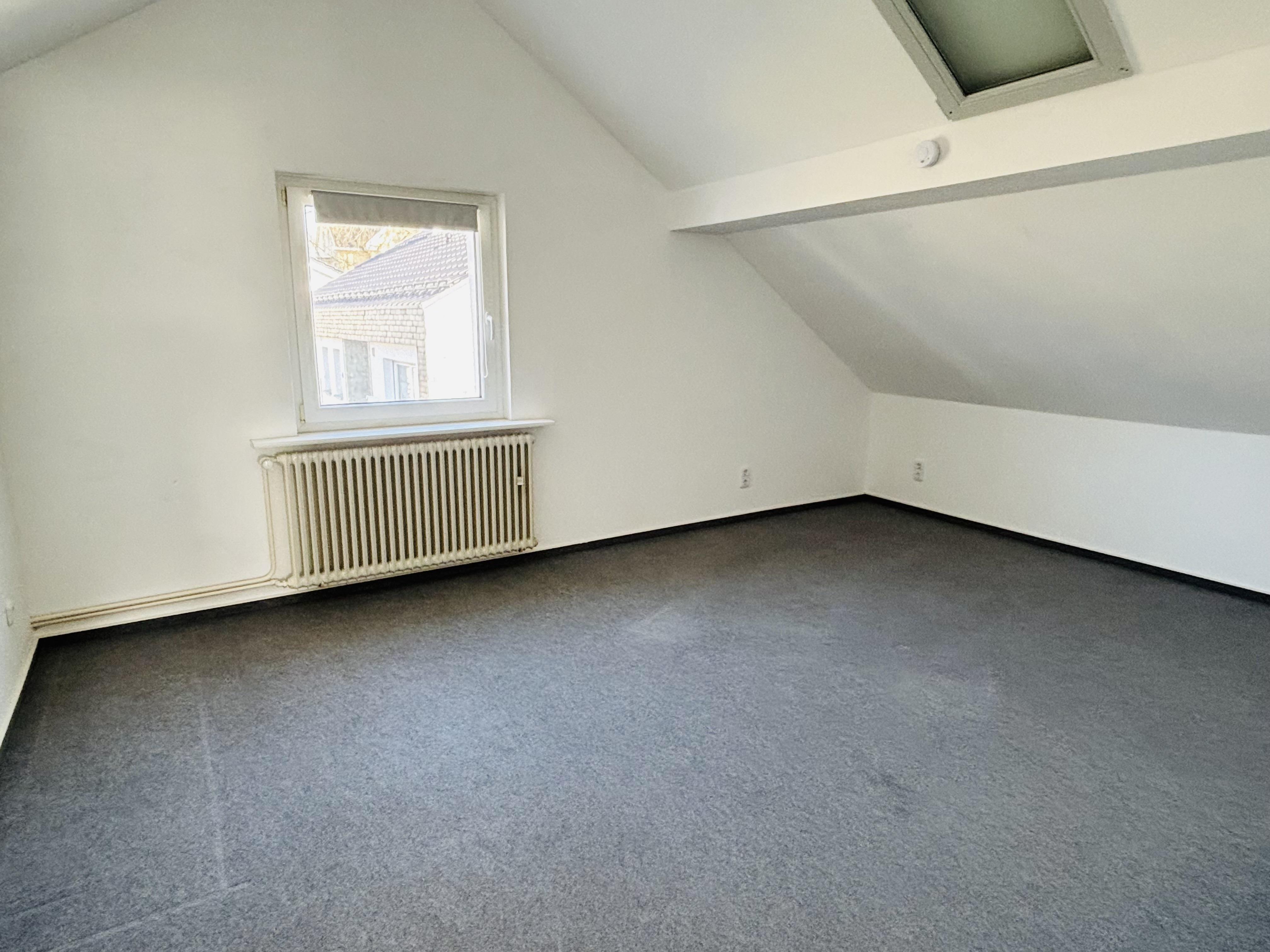 /Immobilien/Importierte%20Bilder/75705451.jpeg