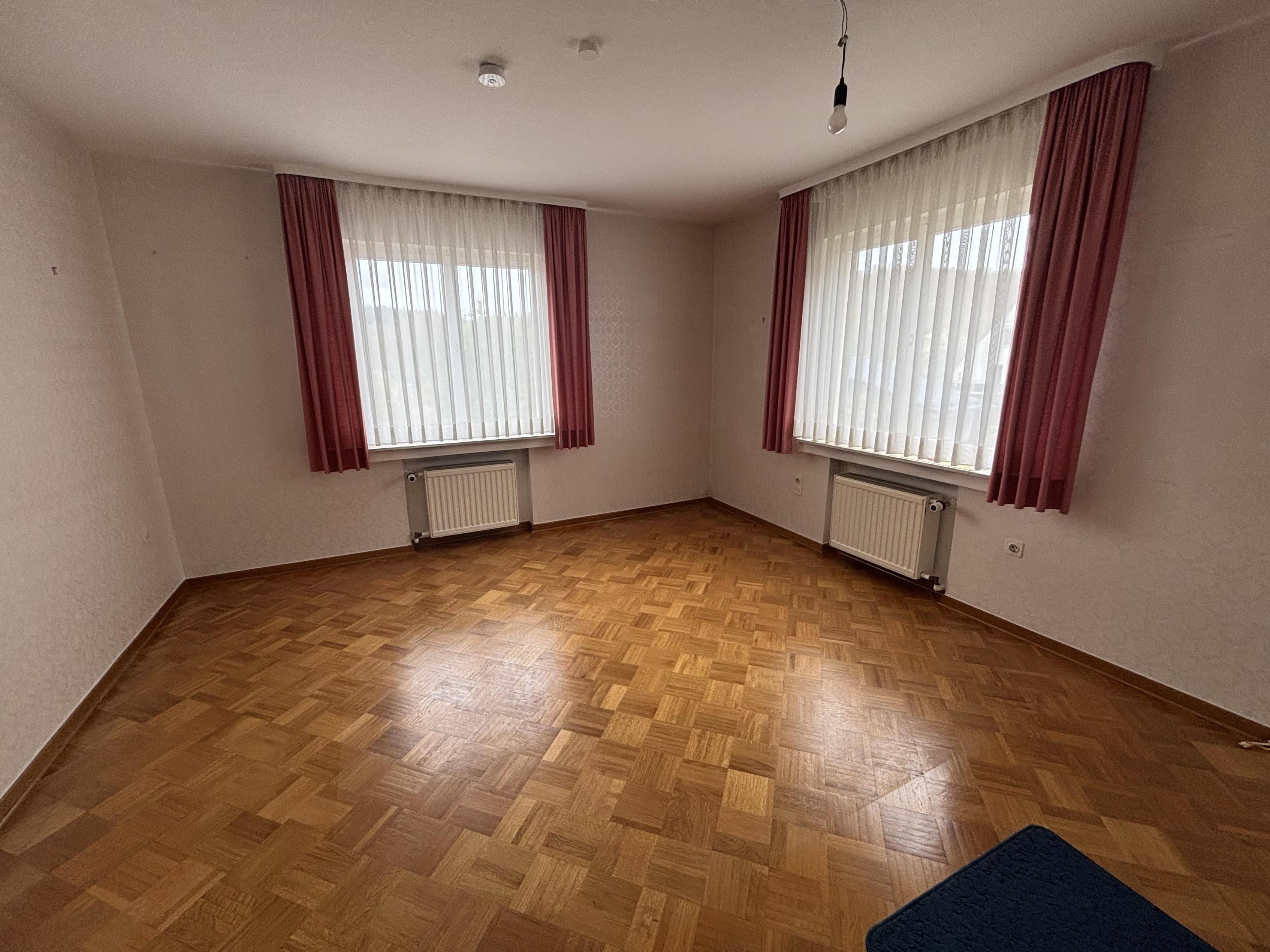 /Immobilien/Importierte%20Bilder/76482441.jpeg