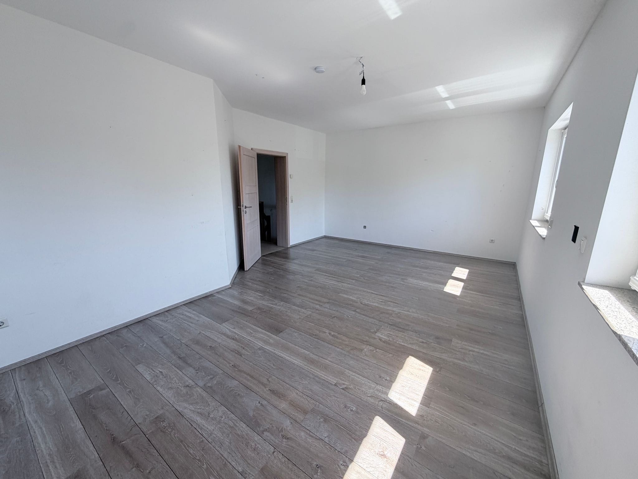 /Immobilien/Importierte%20Bilder/77019431.jpeg